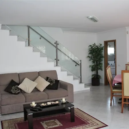 Villa Moradia Dematos
